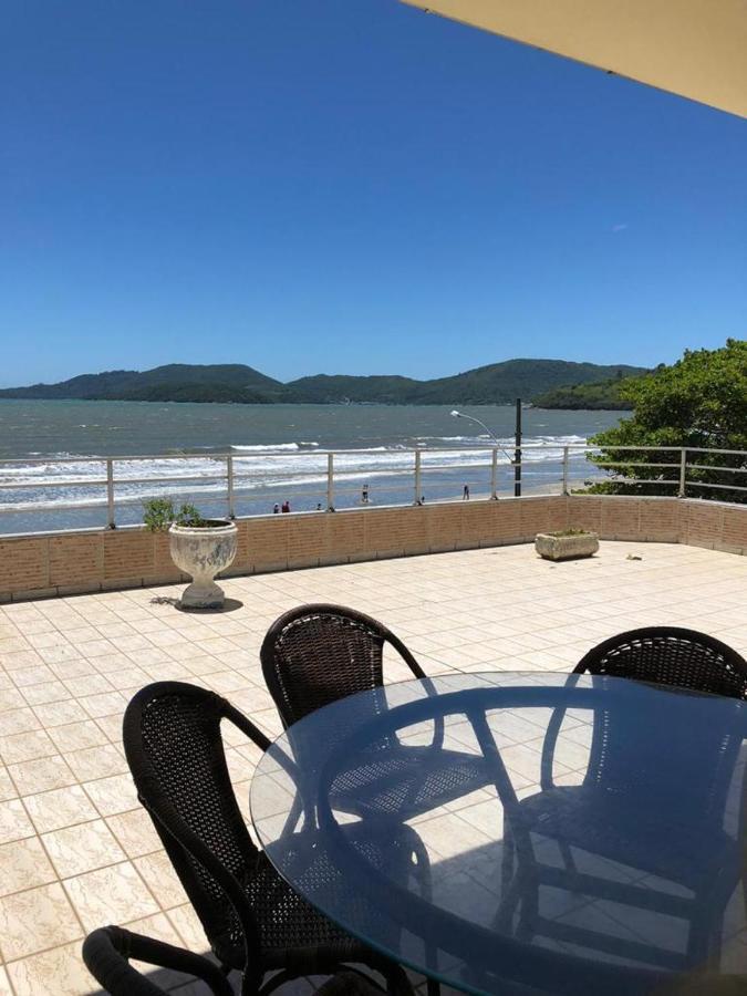 Cobertura Frente Mar Porto Belo Exterior foto